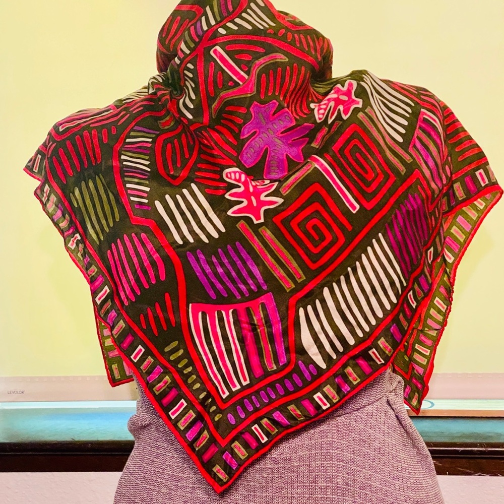 Oscar De La Renta Vintage Scarf Red Abstract Silk